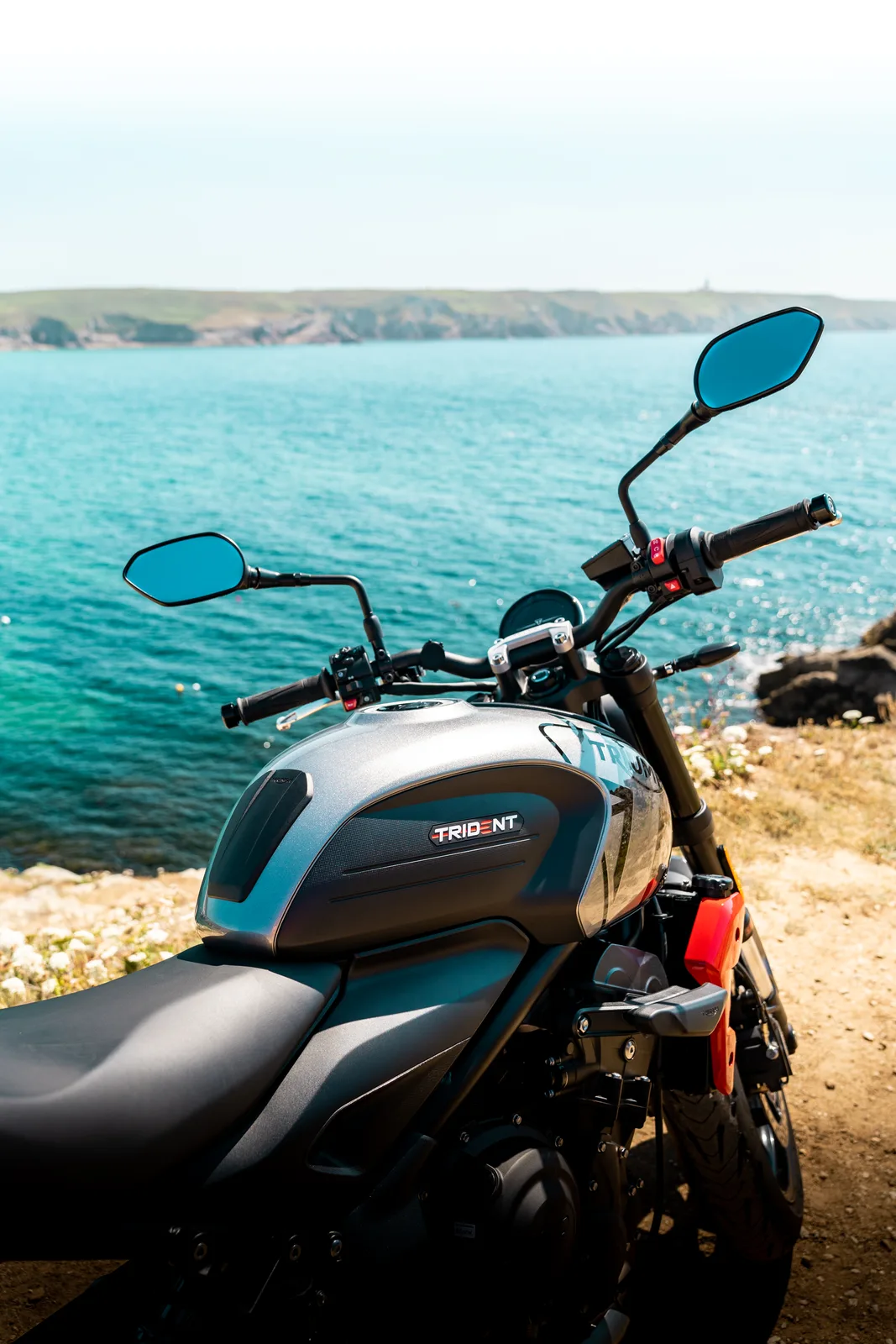 Triumph 660 17